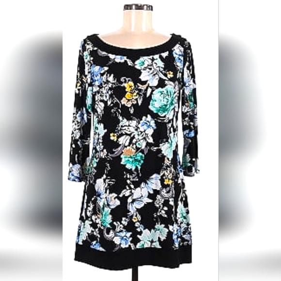 White House Black Market Tops - White House Black Market Tunic Top Size M Multicolor Boat Neck 3/4 Bell Sleeve